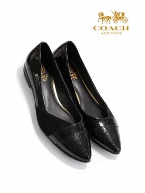 Vintage Coach “Coach and Four” Black Patent Snakeskin Cap Toe Flats 9.5